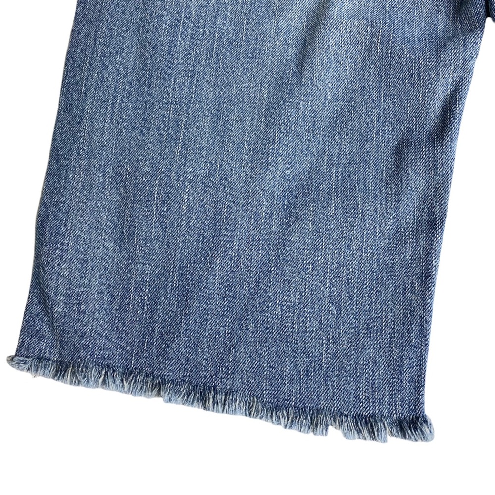 Upcycled Vintage: LF Furst of a Kind ☯︎︎ Levi's® Cut Off Denim Jeans Shorts ☯︎︎ - Picture 10 of 16